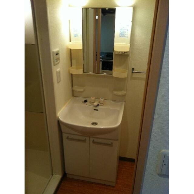 独立洗面化粧台完備です★※写真転用(内装)