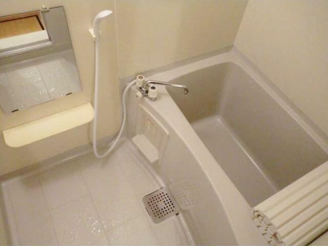 ※リフォーム前の写真です(風呂)