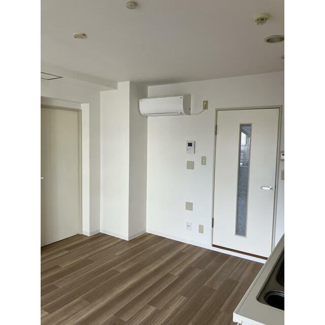 ※2025年1月に撮影したものを掲載しています。(居間)