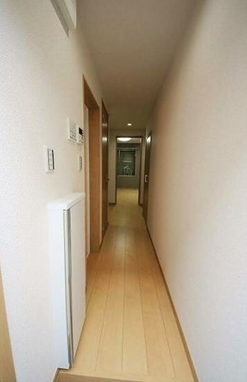 ※同仕様写真含む(玄関)