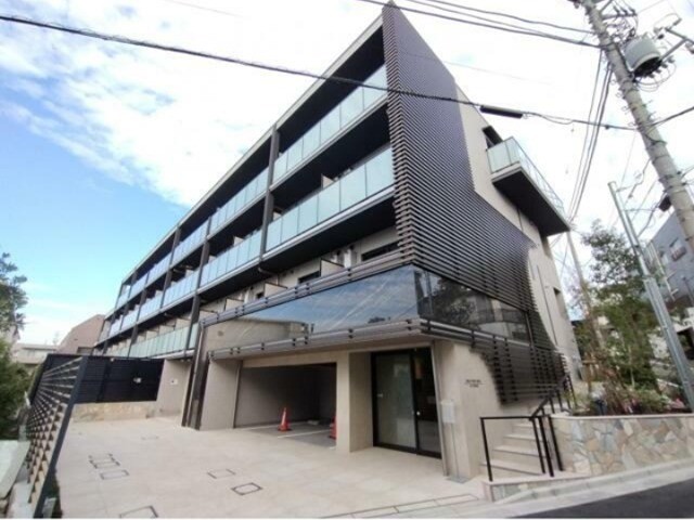 世田谷区下馬５丁目 【賃貸居住】マンション