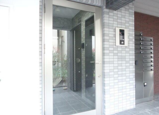 オートロック完備