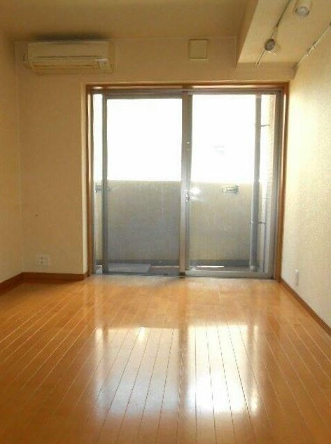 ※同仕様写真含む(居間)