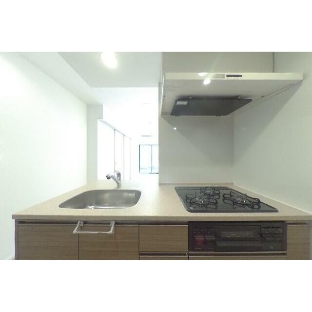 Gタイプ2023年4月撮影（パノラマ画像から切り取り）同タイプ106号室の写真です。(キッチン)