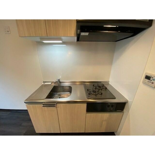 ※写真は1階同タイプ別部屋のものです。(キッチン)