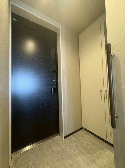 ※新築工事中につき、掲載写真は別部屋の参考写真です(玄関)