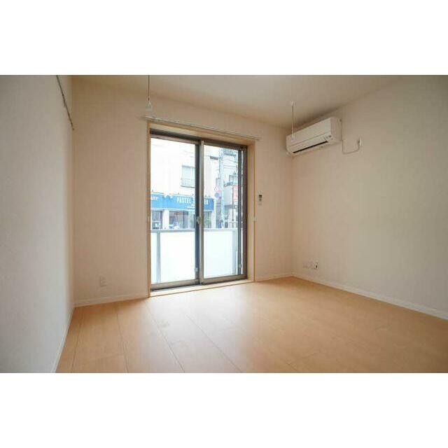 ■フローリングの洋室