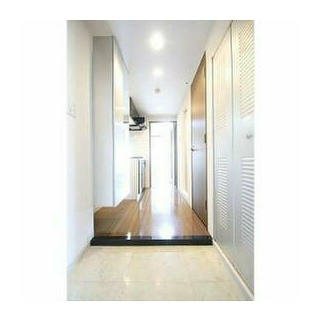 ※他のお部屋の写真です。(玄関)