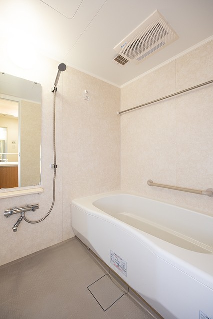 ※写真は同タイプ住戸です。(風呂)