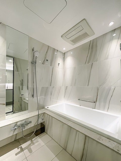 ※写真は同タイプ住戸です。(風呂)