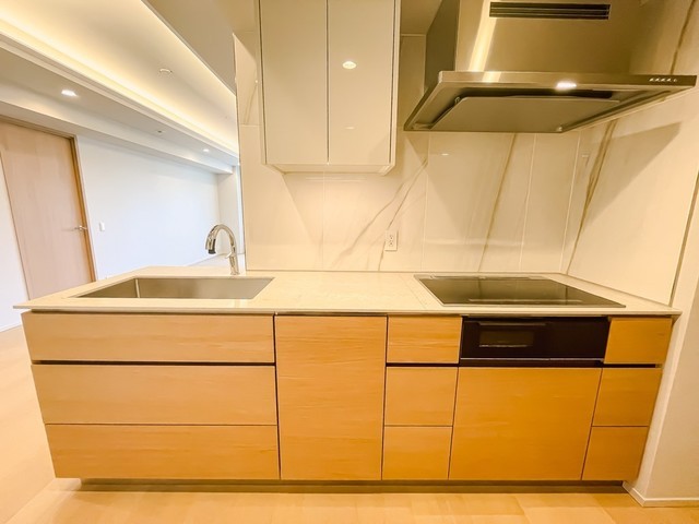 ※写真は同タイプ住戸です。(キッチン)