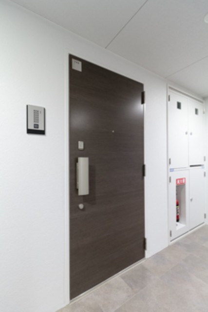 ※写真は同タイプ住戸です。(玄関)