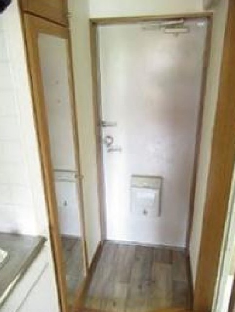 ※同仕様写真含む(玄関)