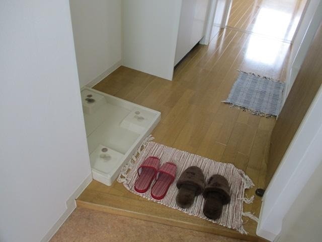 (玄関)