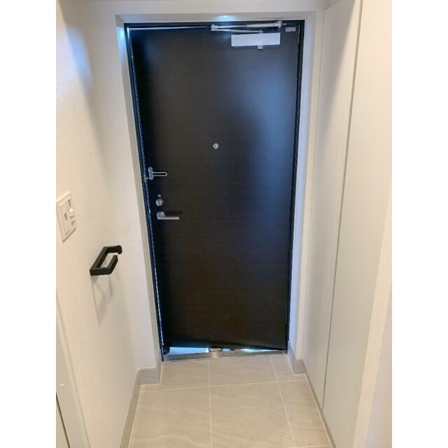 ※同仕様写真含む(玄関)