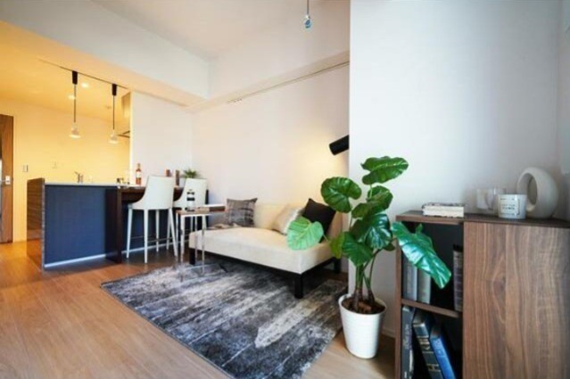 ※写真は同タイプ住戸です。(居間)