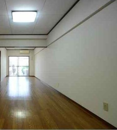 ※同仕様写真含む(居間)