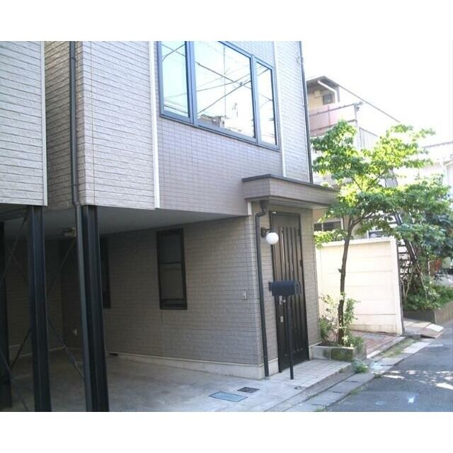 大田区田園調布１丁目 【賃貸居住】一戸建