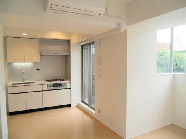 ※同仕様写真含む(居間)