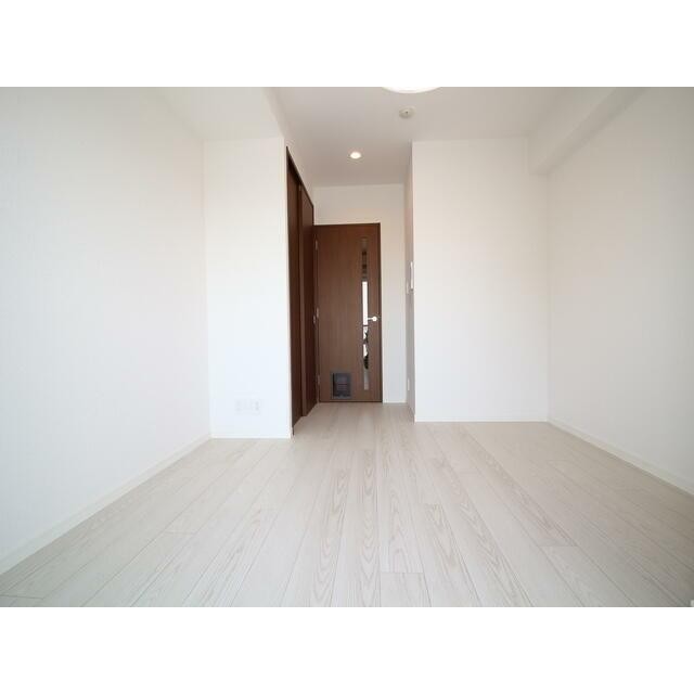 洋室約6.1帖(居間)