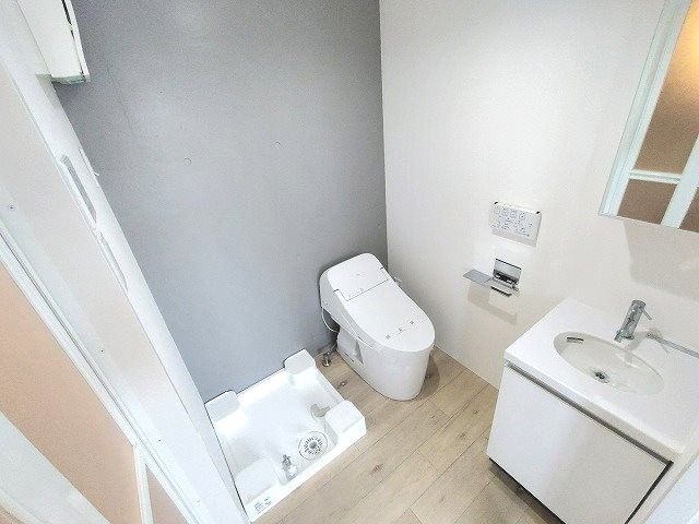 トイレ・洗面・洗濯機置場(内装)