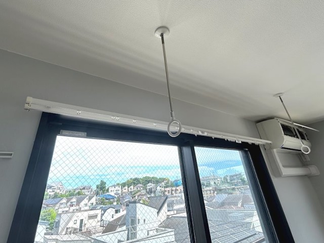 室内物干し、カーテンレール