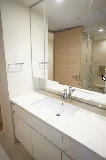 ※同仕様写真含む(内装)