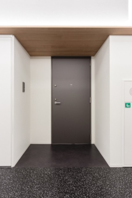 ※写真は同タイプ住戸です。(玄関)