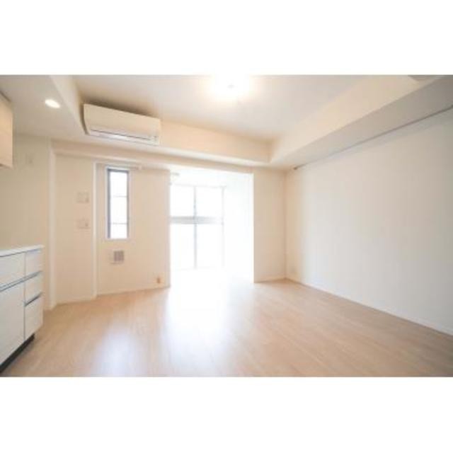 ※写真は同タイプ住戸です。(居間)