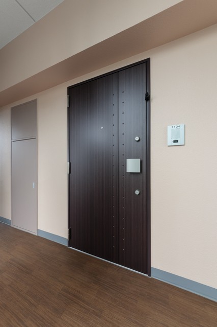 ※写真は同タイプ住戸です。(玄関)