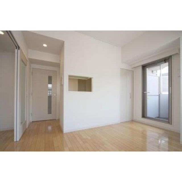 ※写真は同タイプ住戸です。(居間)