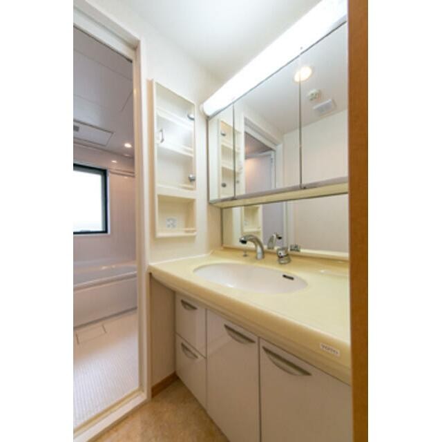 ※写真は同タイプ住戸です。(内装)