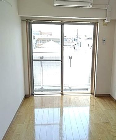 ※同仕様写真含む(居間)