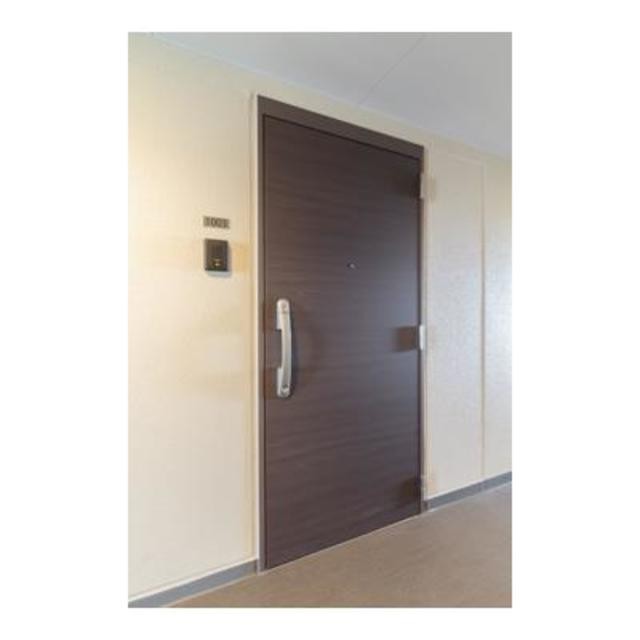 ※写真は同タイプ住戸です。(玄関)