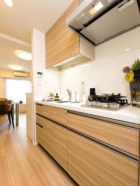 ※写真は同タイプ住戸です。(キッチン)