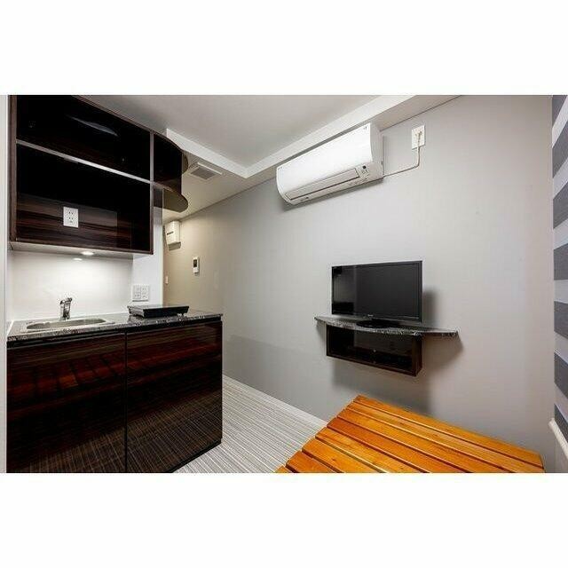 Wi-Fi使用無料！ベッドフレーム/テレビ/洗濯機/冷蔵庫つき！※同タイプ別部屋写真