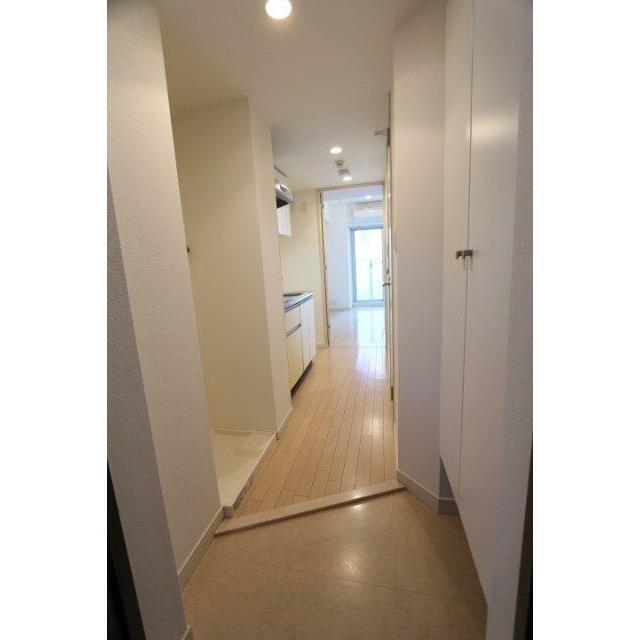 ※同仕様写真含む(玄関)