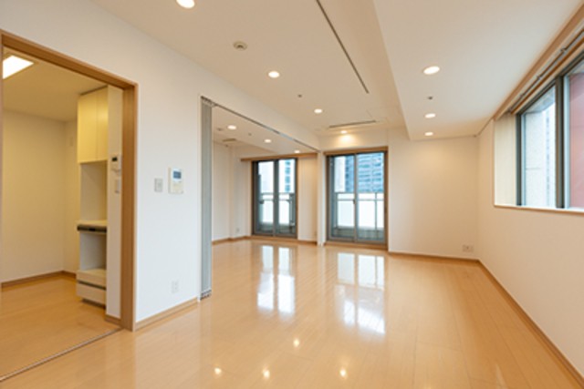 ※写真は同タイプ住戸です。(居間)