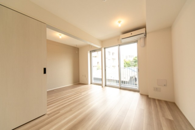 ※写真は同タイプ住戸です。(居間)