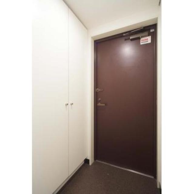 ※写真は同タイプ住戸です。(玄関)