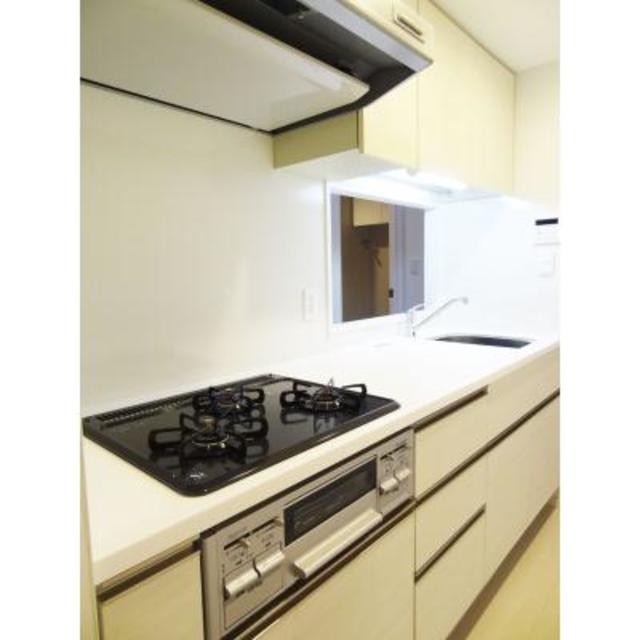 ※写真は同タイプ住戸です。(キッチン)