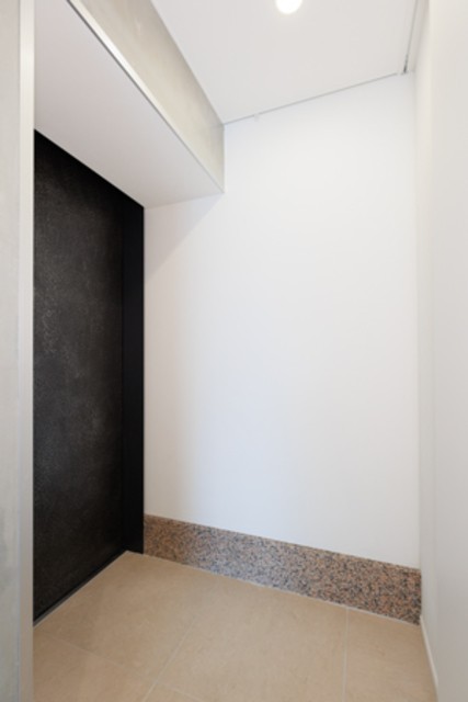 ※写真は同タイプ住戸です。(玄関)