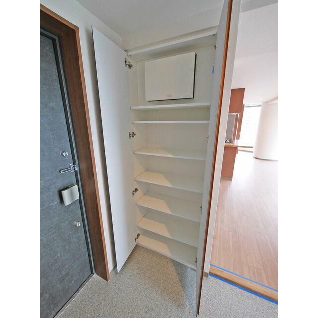 大きなシューズボックスです(玄関)