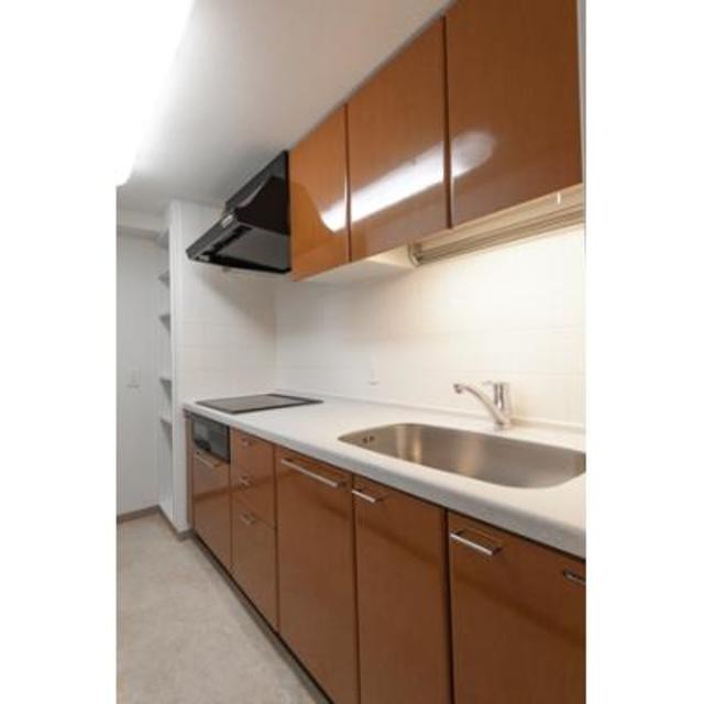 ※写真は同タイプ住戸です。(キッチン)