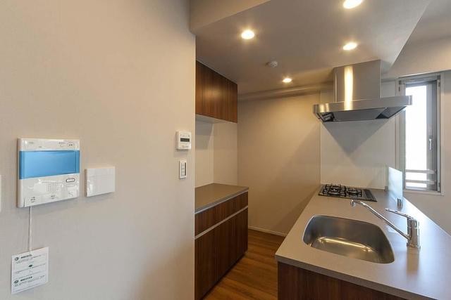 ※写真は同タイプ住戸です。(キッチン)