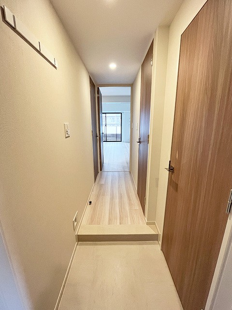 ※写真は同タイプ住戸です。(玄関)