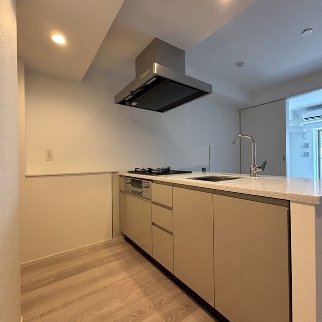 ※写真は同タイプ住戸です。(キッチン)