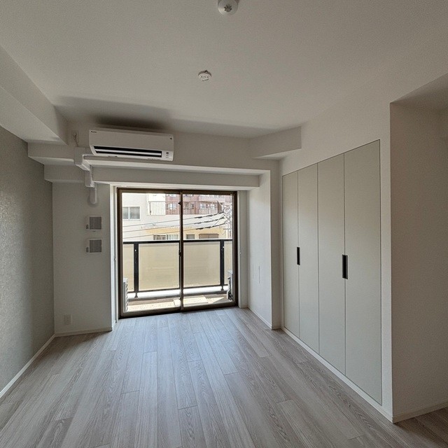 ※写真は同タイプ住戸です。(居間)