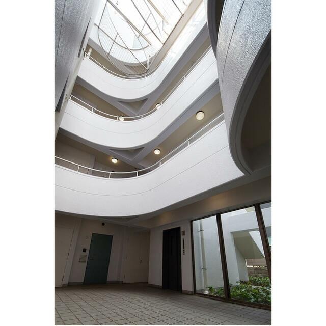 目黒区中目黒４丁目 【賃貸居住】マンション