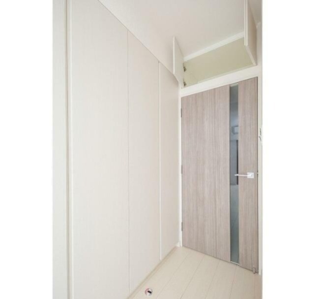 ※同仕様写真含む(玄関)